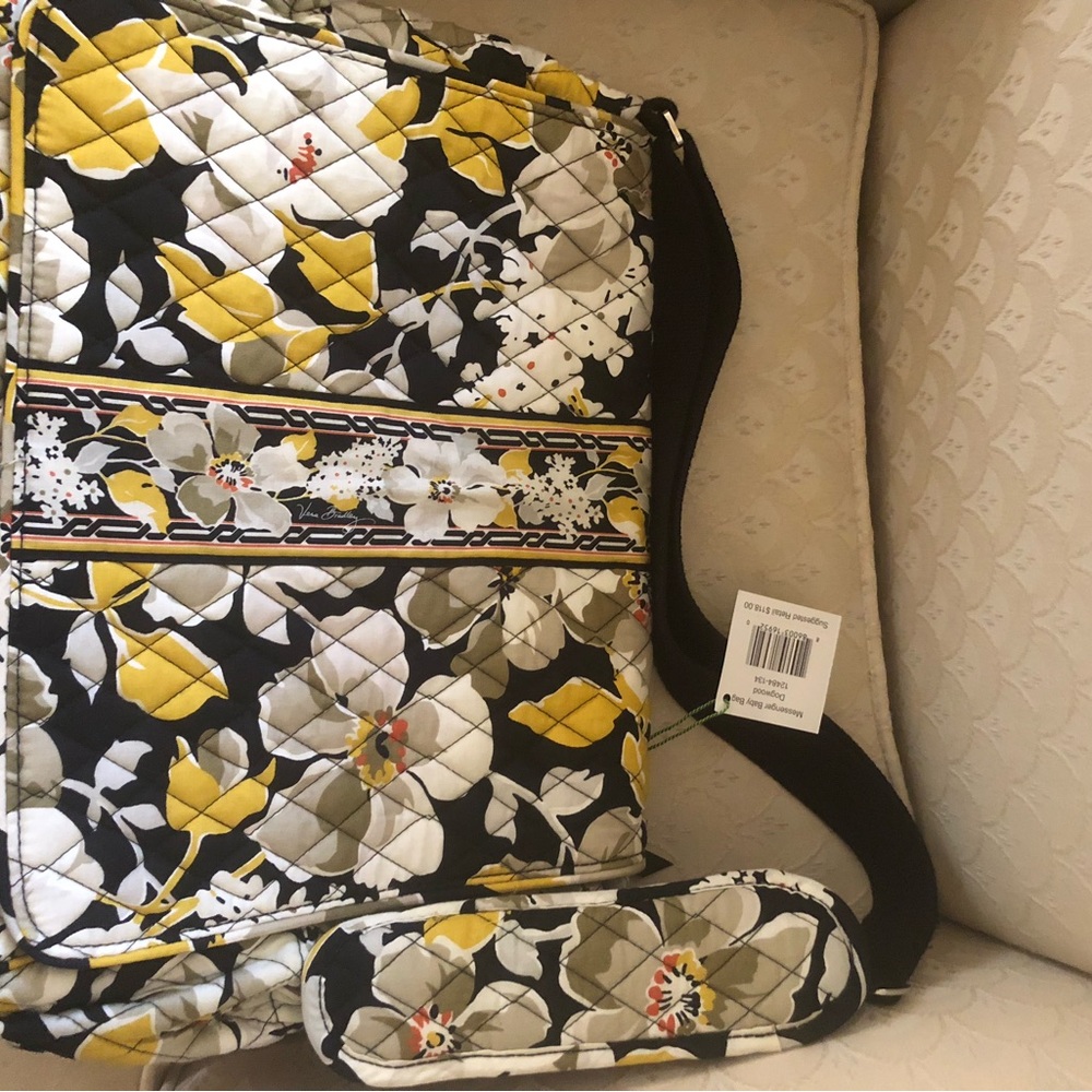 Vera Bradley
Messenger In Dogwood Cotton Diaper Bag